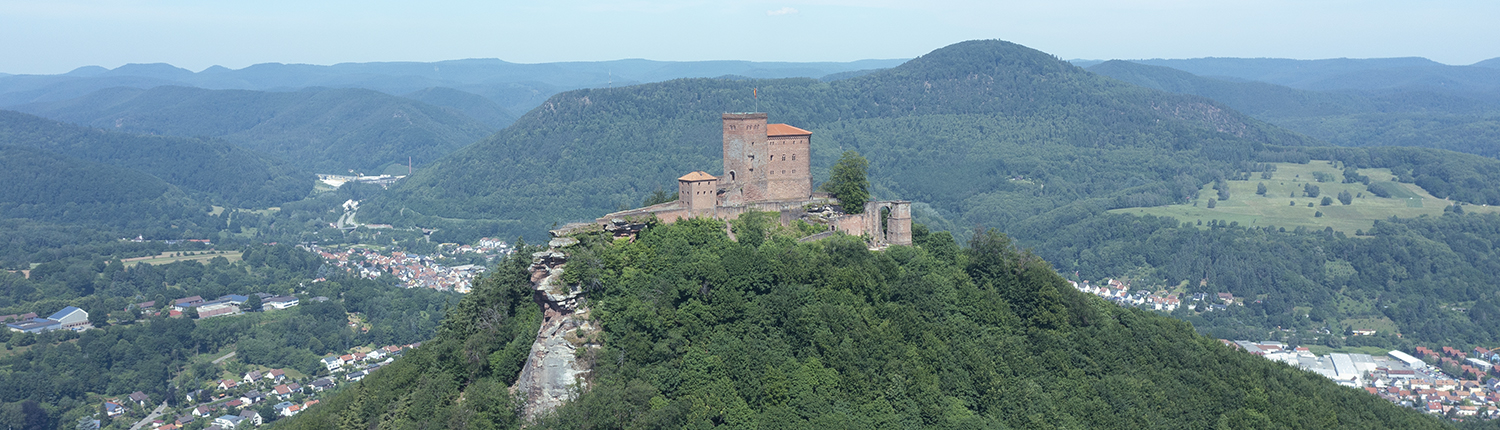 Burg Trifels in Annweiler an der Südlichen Weinstraße